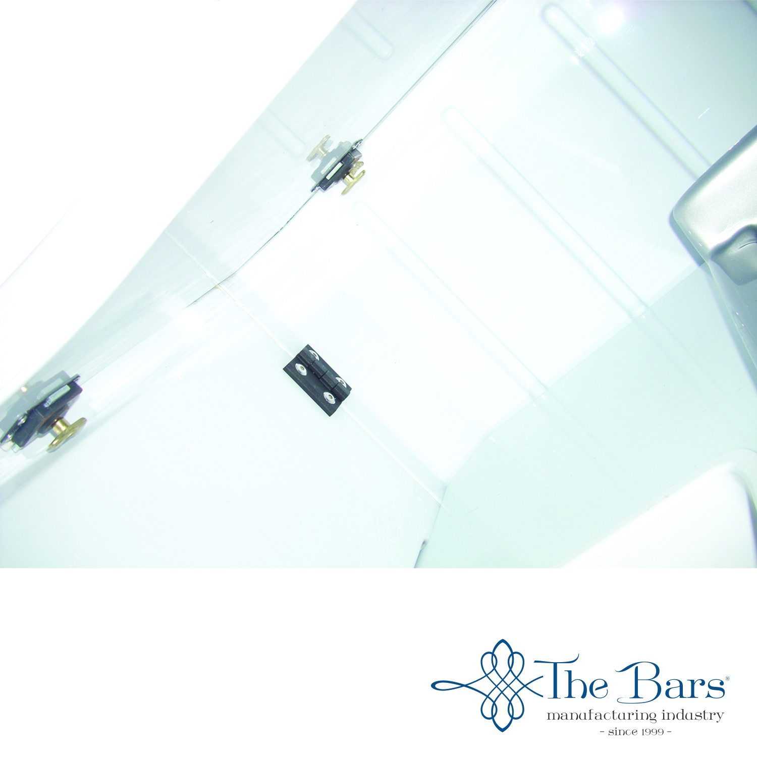 Преносим бар в бяло/черно - The Bars 