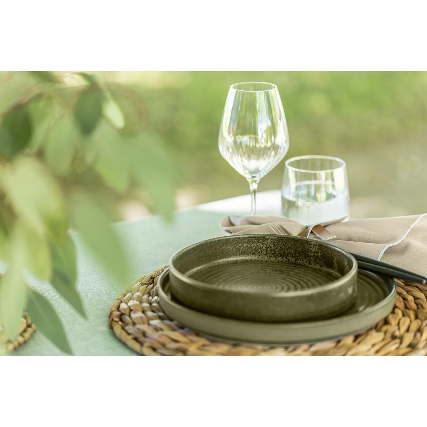 Vega Snug Olive   чиния с висок борд Ø20.5см