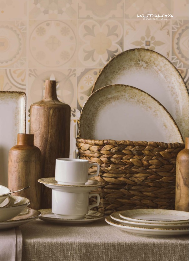 Rust Brown чиния с борд Ø27cm - Kütahya