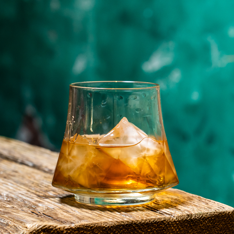 Divergence Rocks чаша за алкохол 290ml - Onis