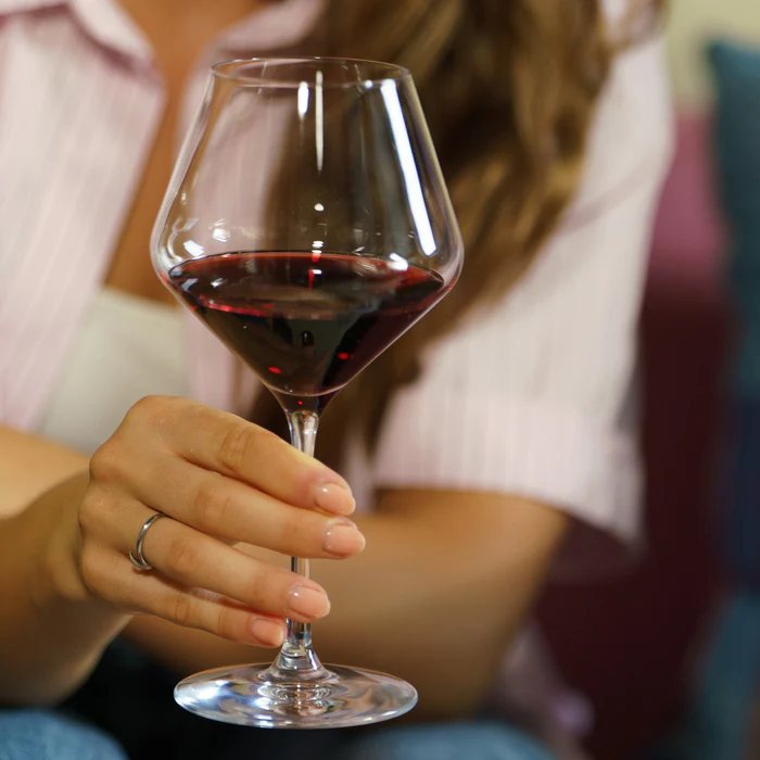 Кристална чаша Revolution Burgundy за вино 545ml - Stolzle